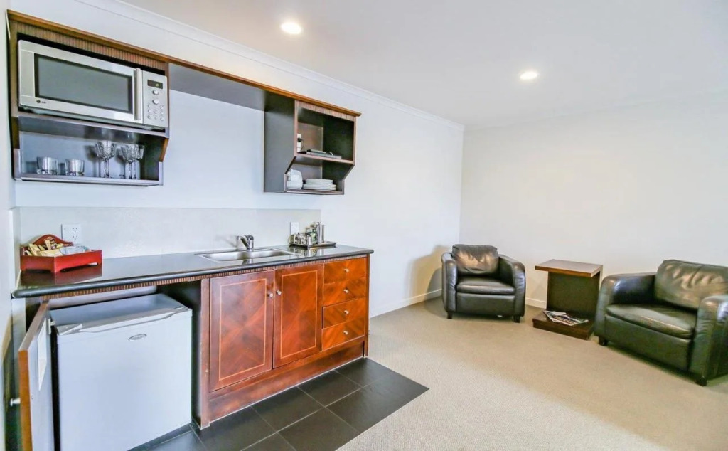 Aotea Motor Lodge