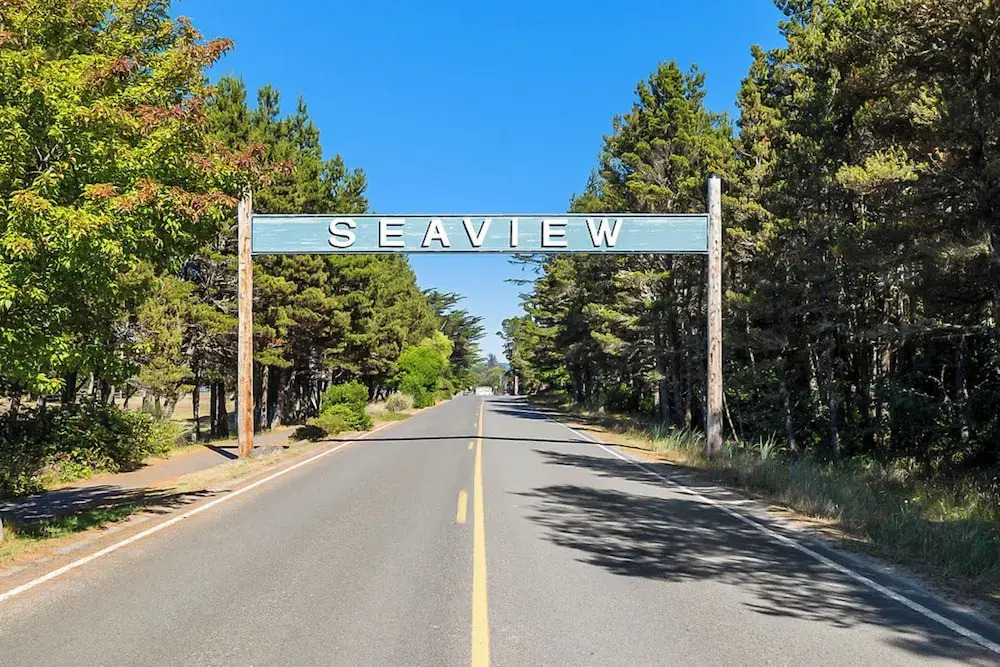 Sweet Seaview Home: Near Beach & Trailhead!
