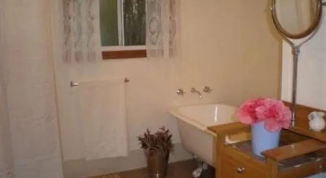Brown's House Bed and Breakfast