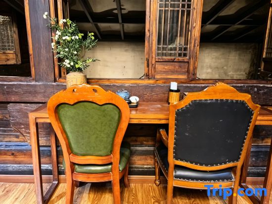 Hongcun Jianyongtang · Scenic Photography Homestay