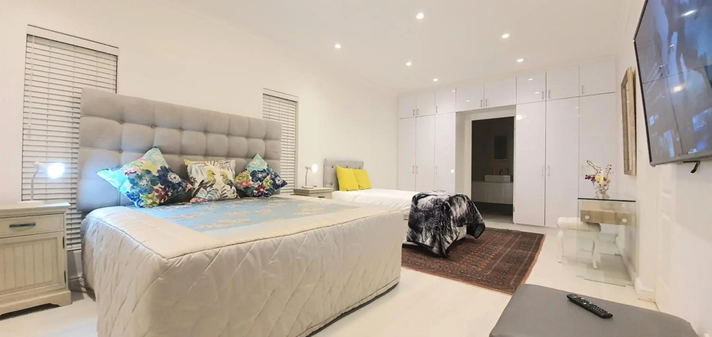 Villa Parisienne Modern Guest house