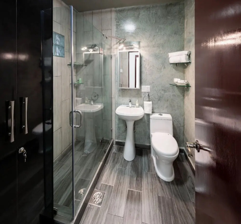 Porterfield Suites