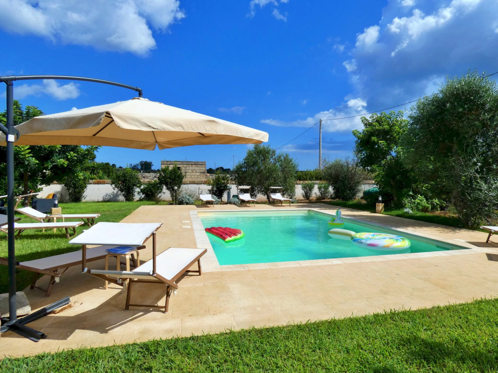 Residenza Arcangela - 4 alloggi con 2 Piscine private nel Salento - Fino a 20 posti letto