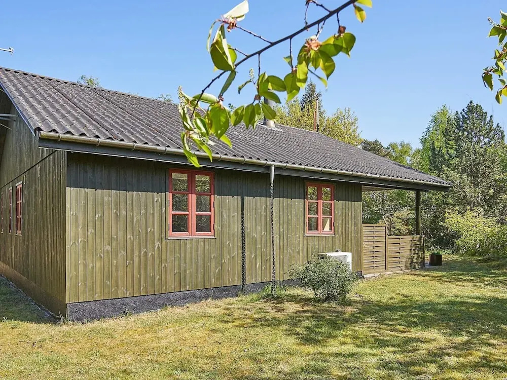 6 Person Holiday Home in Aakirkeby