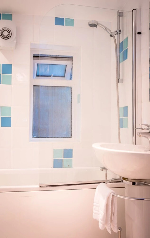 Mornington Crescent Suites