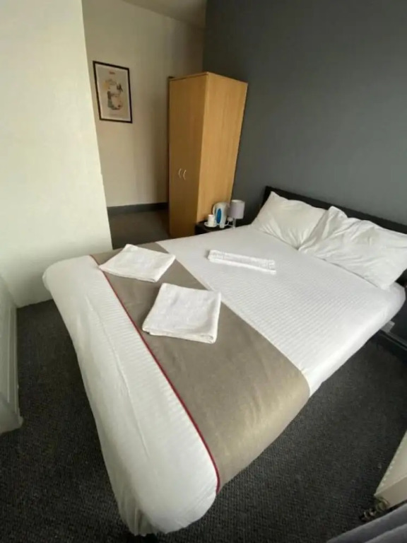 Bank St Hotel