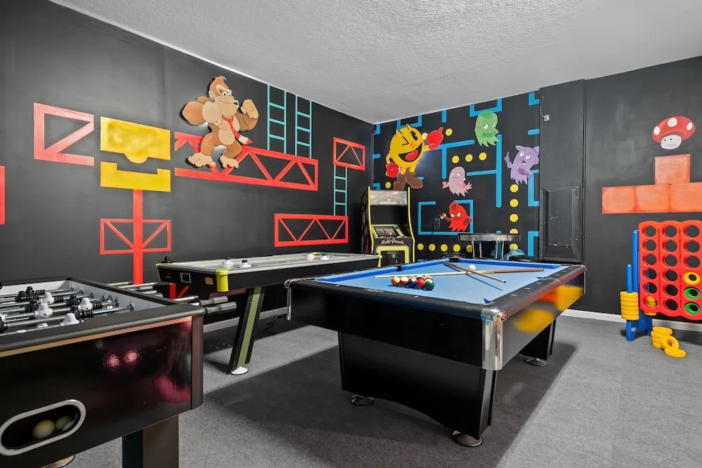 Tr_531r Champions 8 Bedroom Home