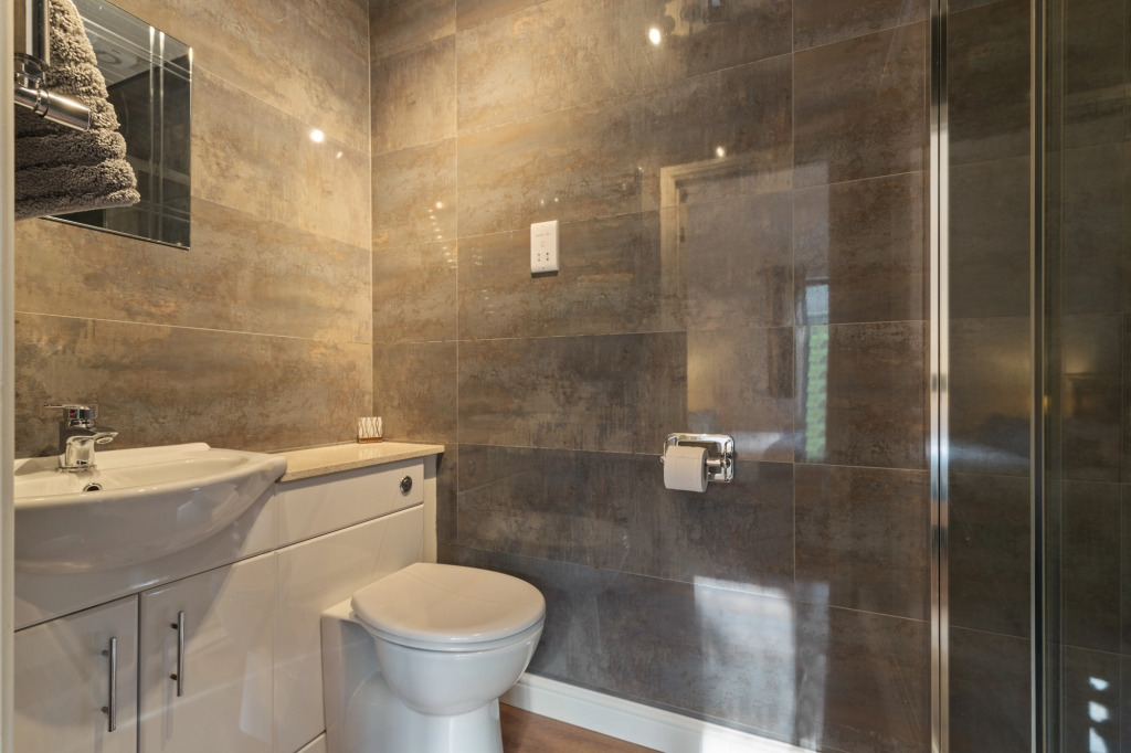 Hazelglade Cottage - Hot Tub, Games Room, Pet Friendly