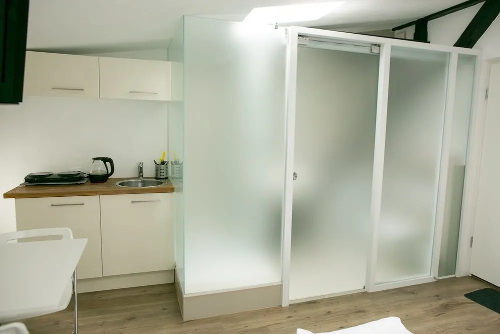 Studio Czerwonego Krzyza 4