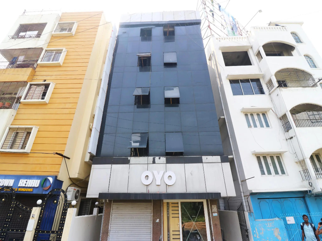 OYO Flagship 22724 Hotel Shanavi Chinar Park
