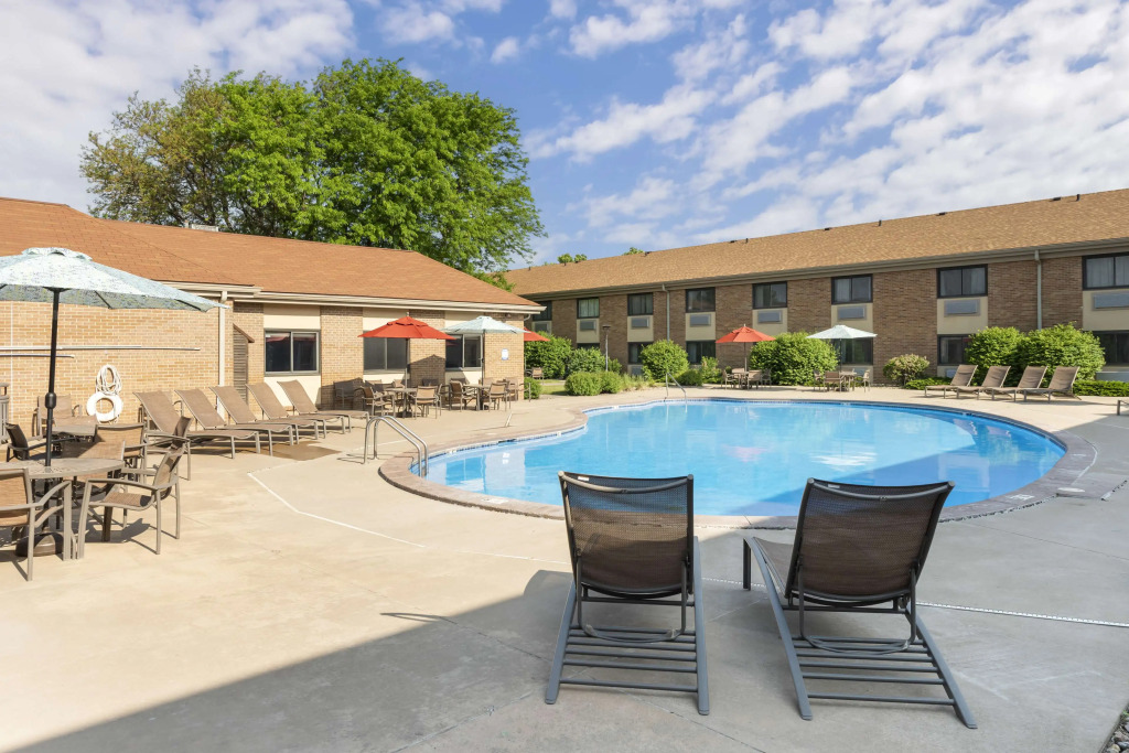 Best Western Plus Ramkota Hotel