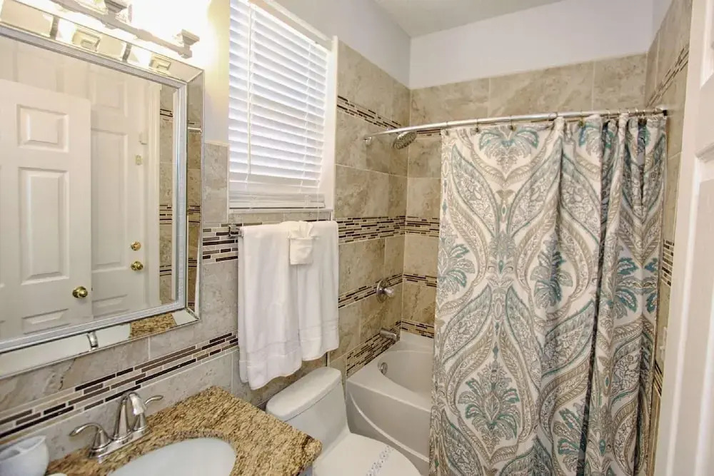 329 Windwood Bay