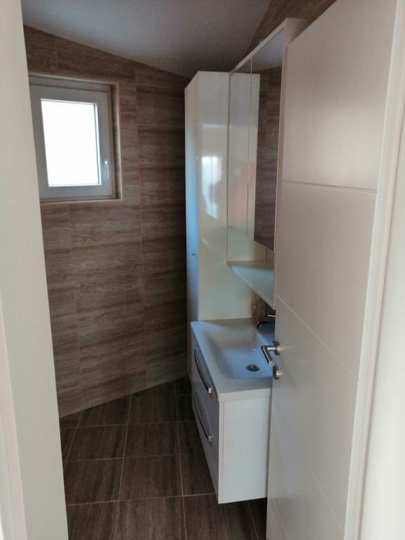 House Anica