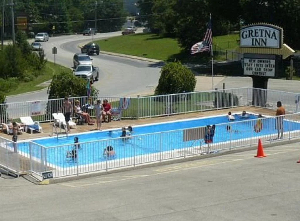 Oak Grove Inn