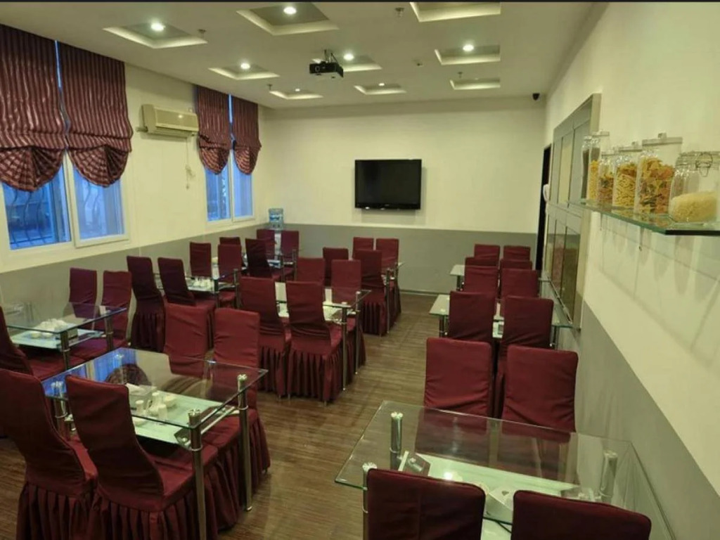 Super 8 Hotel Beijing Bei Tai Ping Qiao