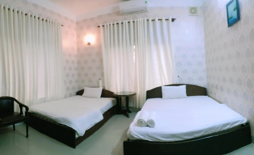 Khách sạn Anh Đào
