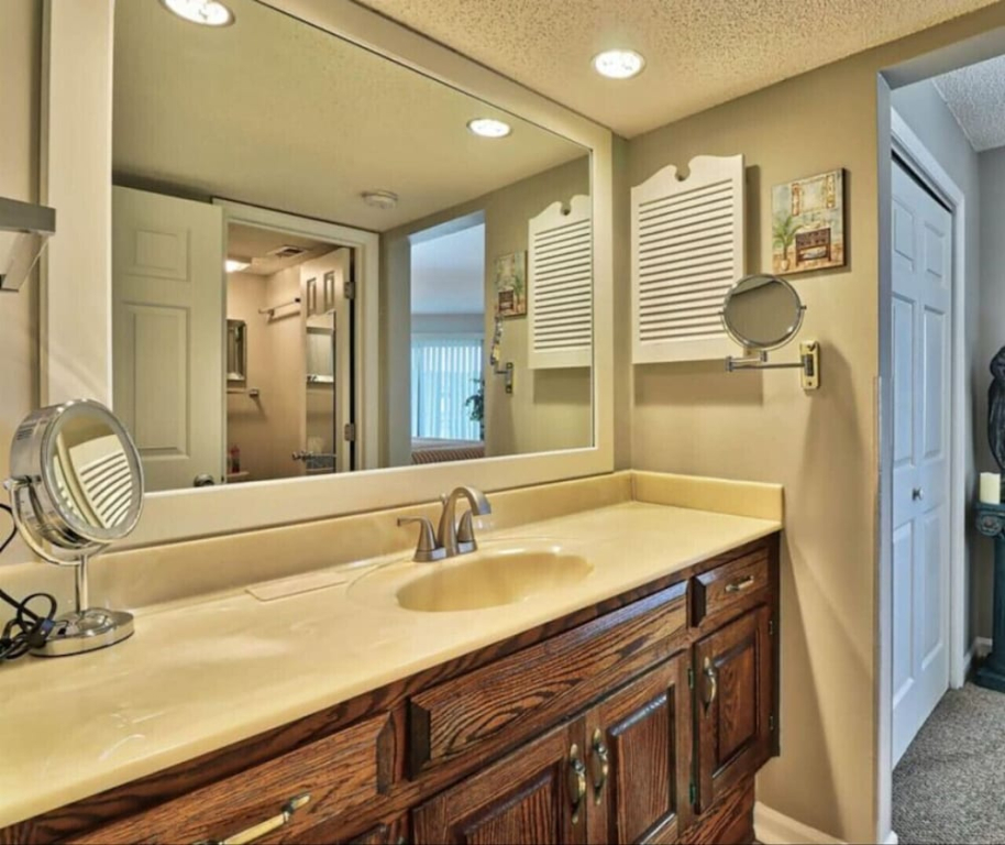 Cypress Bay Getaway