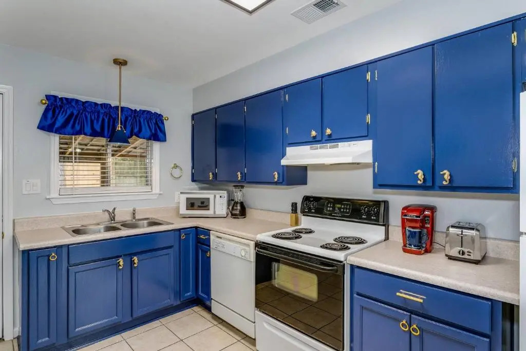 125 Shirley Dr
