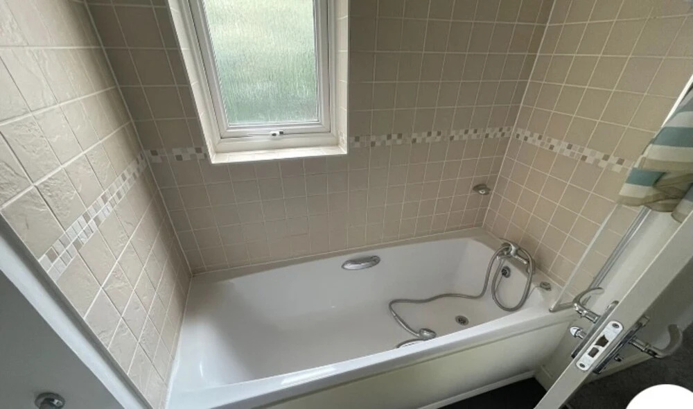 Remarkable 1-bed Apartment in Swansea Near Liberty