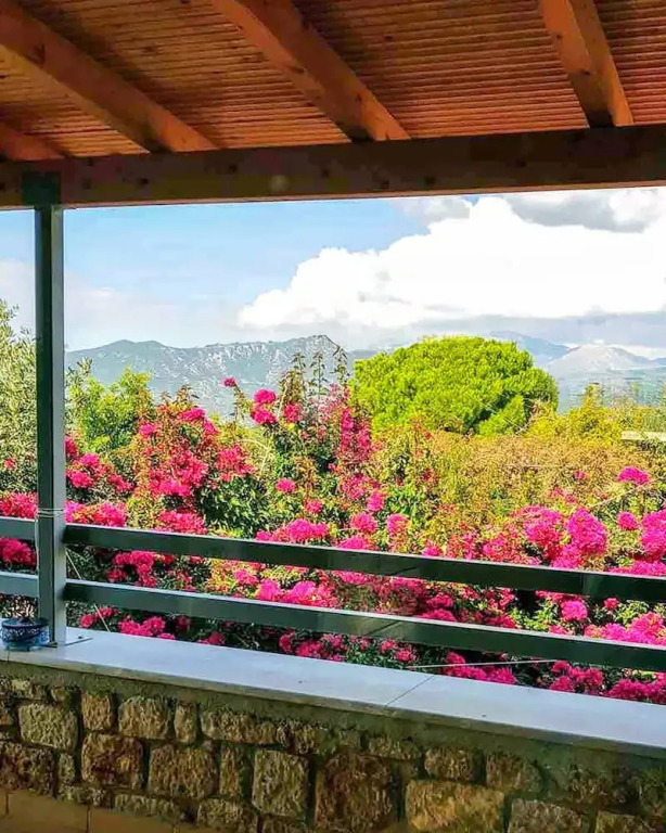Villa Eleni - Private Pool Retreat near Kardamili