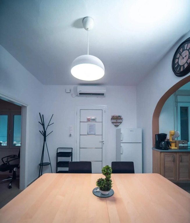 Atzys Volos Home