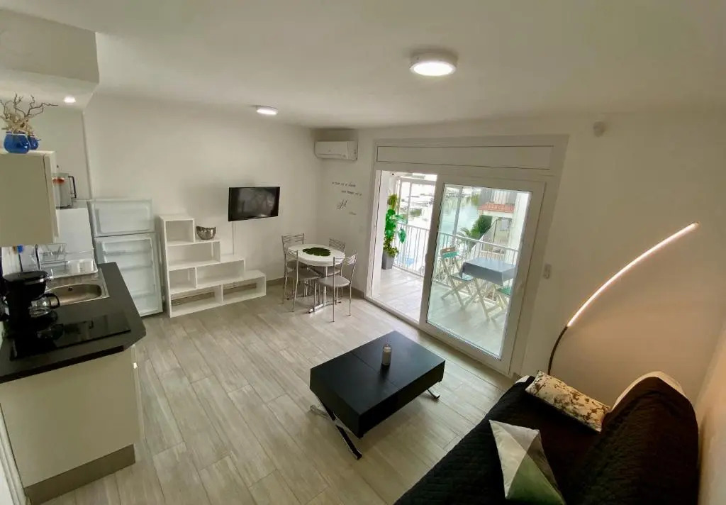 Superbe Appartement , tout confort, 40 m2 + 10 m2 terrasse