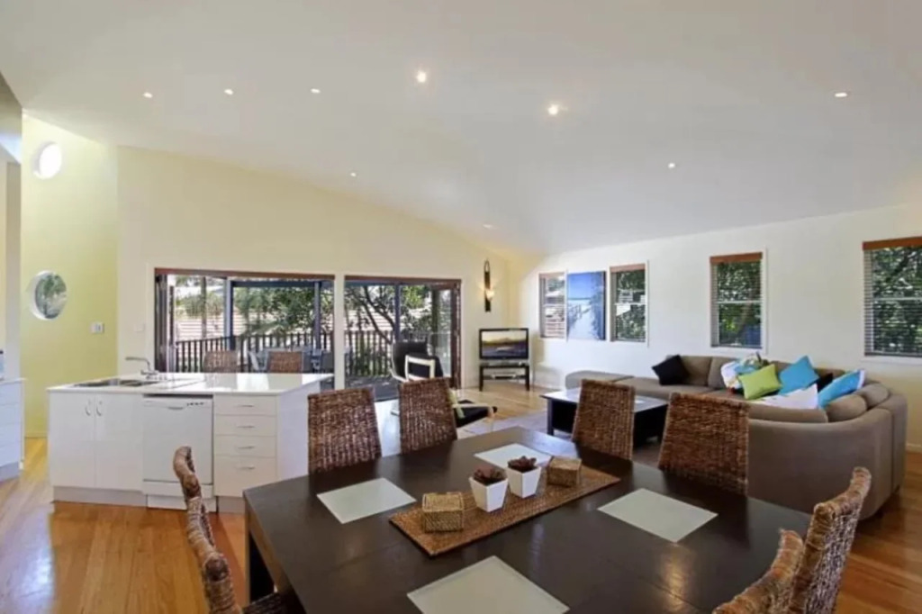 Beach House at Tallows - pet-friendly 4 BR retreat