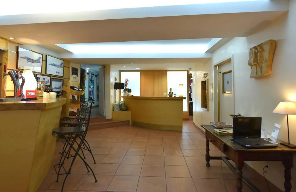 Logis Hôtel Le Glacier