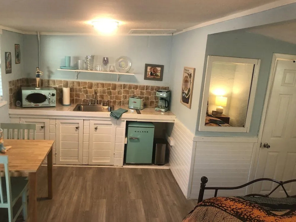 Neptune's Grotto Waterfront Retreat