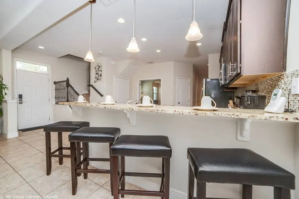 Spacious 4BD Town Home With Private Patio - Near Disney Parks AND Golf #8127