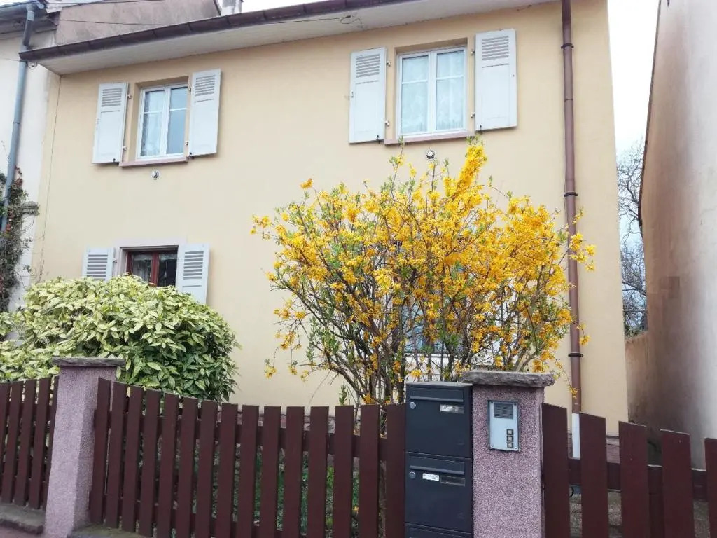 Appartement climatisé avec jardin
