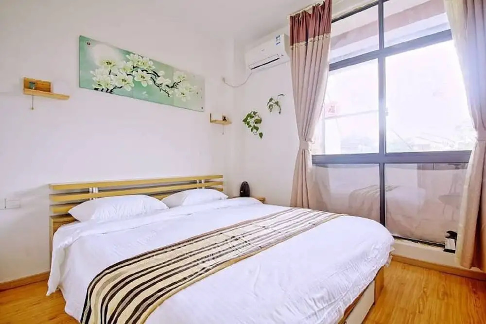 Yinjiangnan Xishui Zhijian Themed Inn