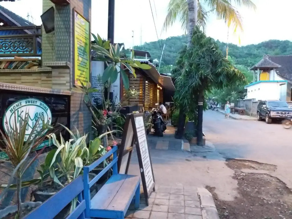 Kembar Inn Padangbai
