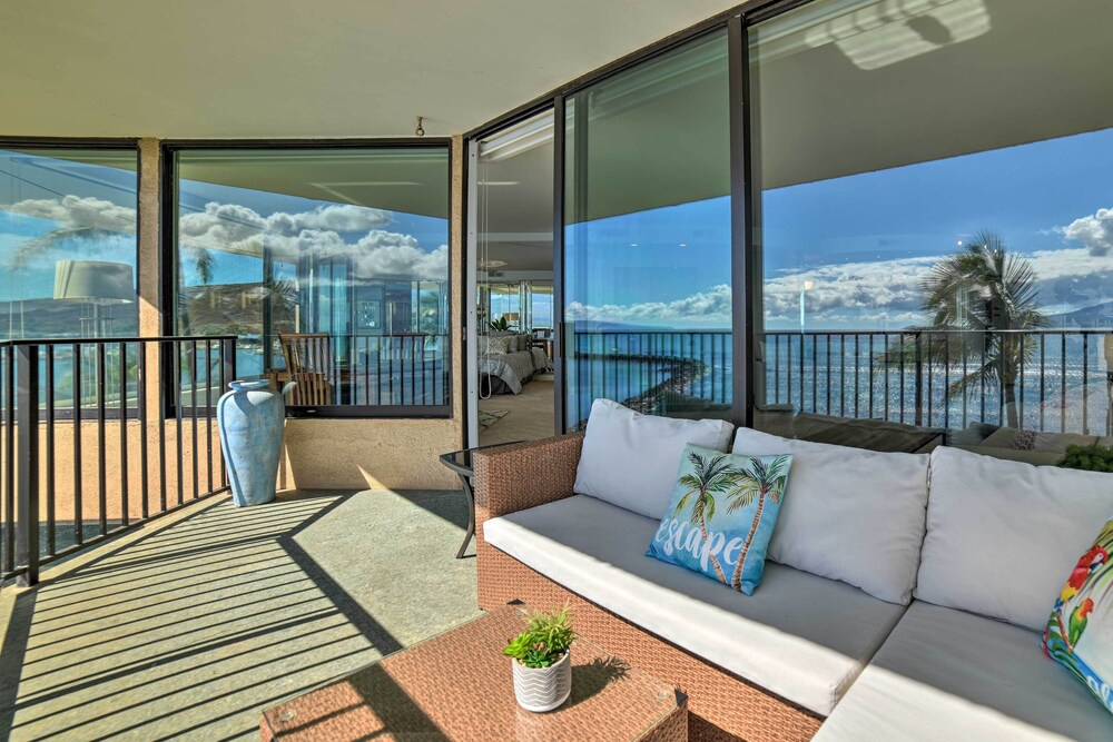 Luxurious Maui Getaway w/ Panoramic Ocean Views!