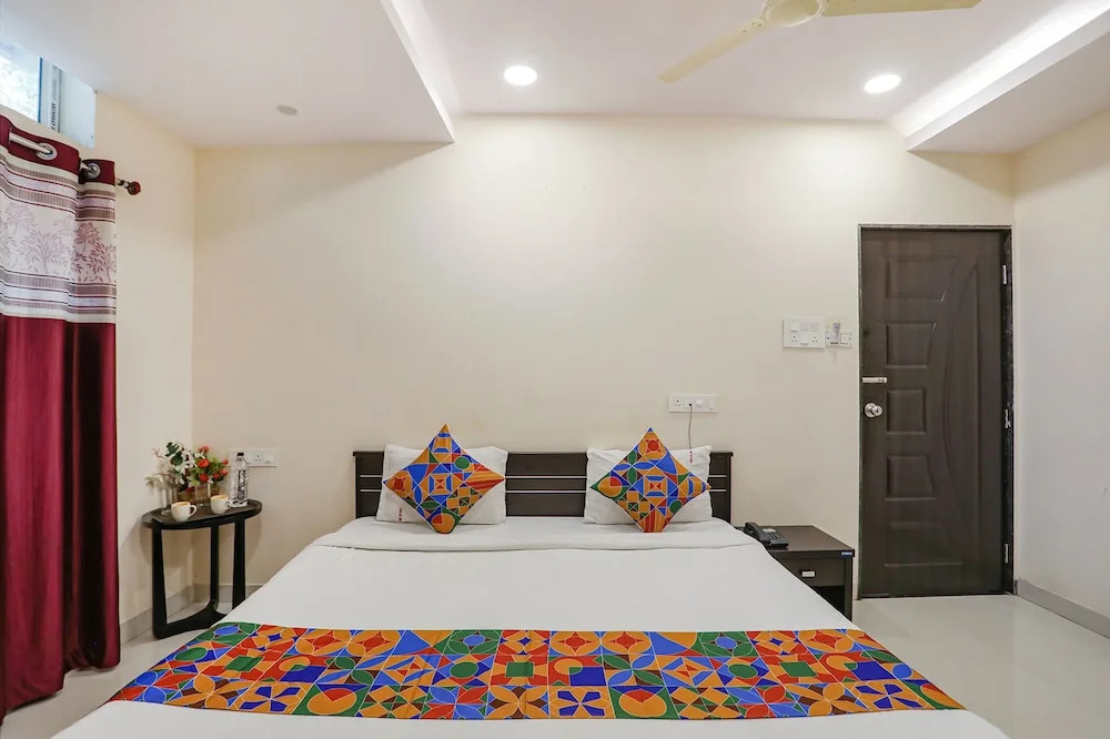 OYO Flagship 82896 Hotel Girija Inn