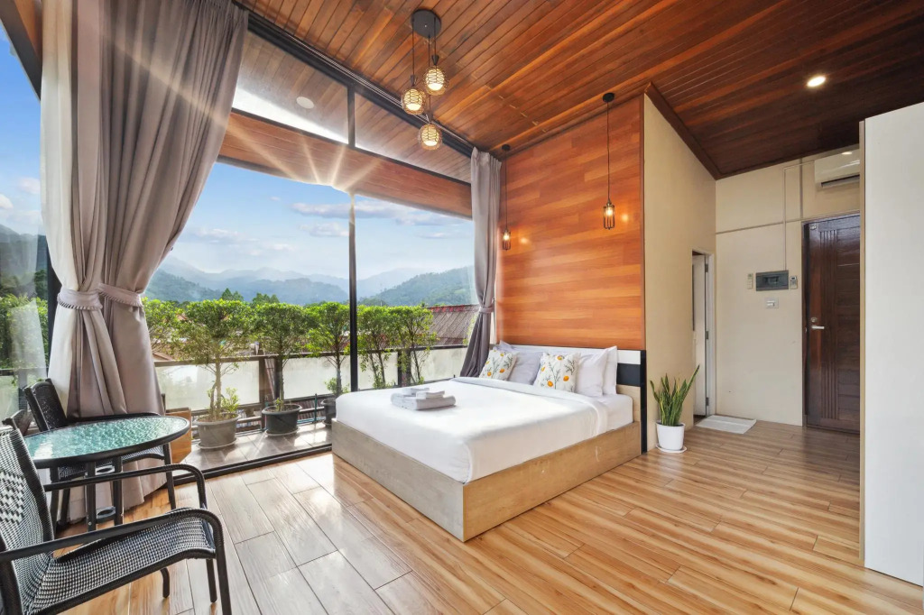 The Sky Roof Homestay @ Kiriwong