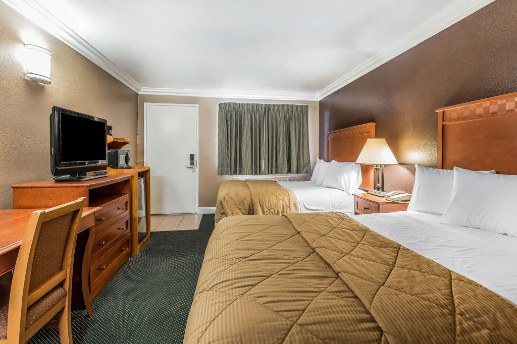 Rodeway Inn Ventura Midtown
