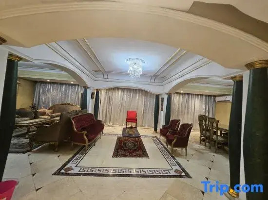 Villa Apartment Nile View in City Center Near Grand Museam