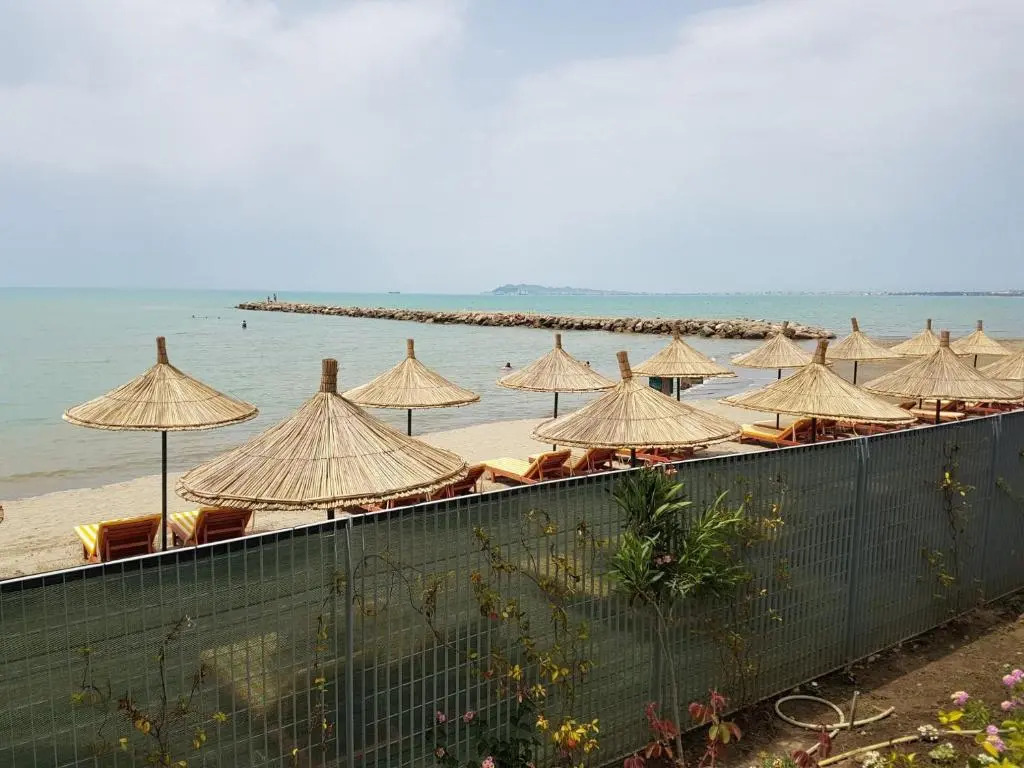 Family Beach 100 Square Metres Apartment