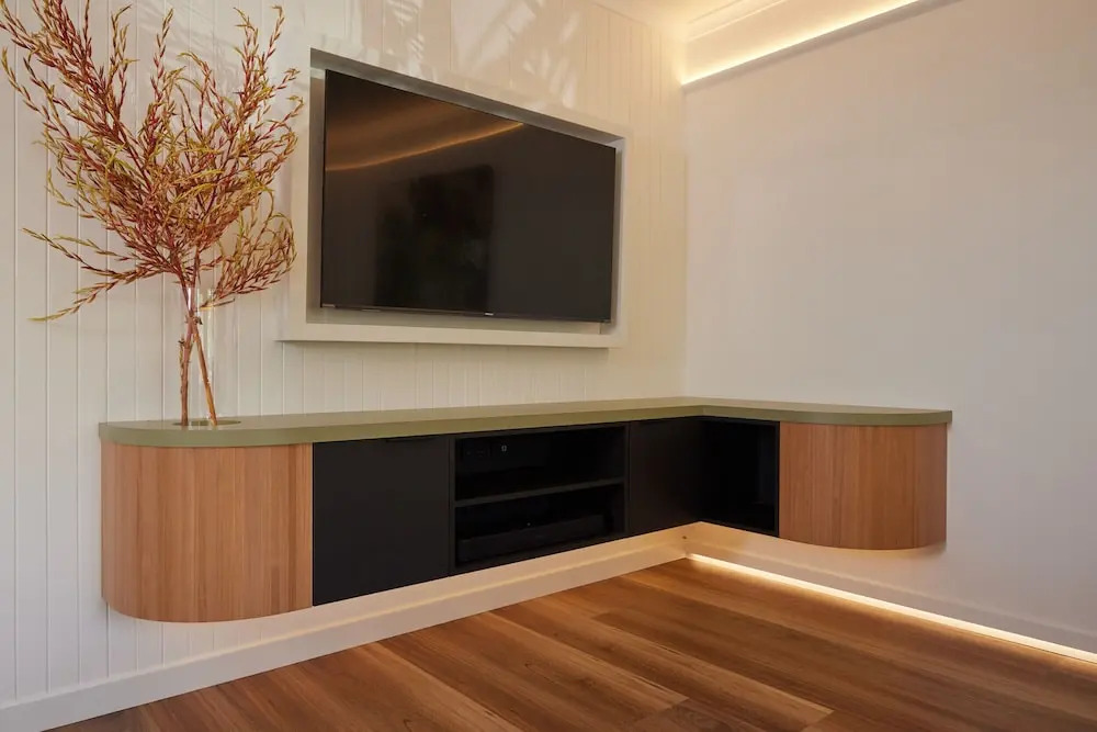 Seascape - Hosted by Burleigh Letting