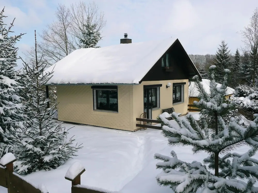 Attraktives Ferienhaus mit Kamin in Waltershausen