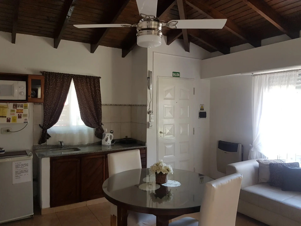Apart Hotel Las Moraditas - a 50 metros de la Laguna