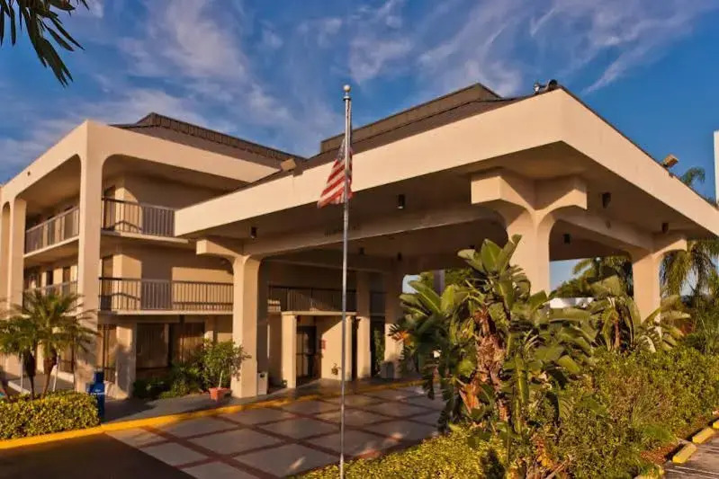 Rodeway Inn West Palm Beach Airport (ex. Stay Inn West Palm Beach)