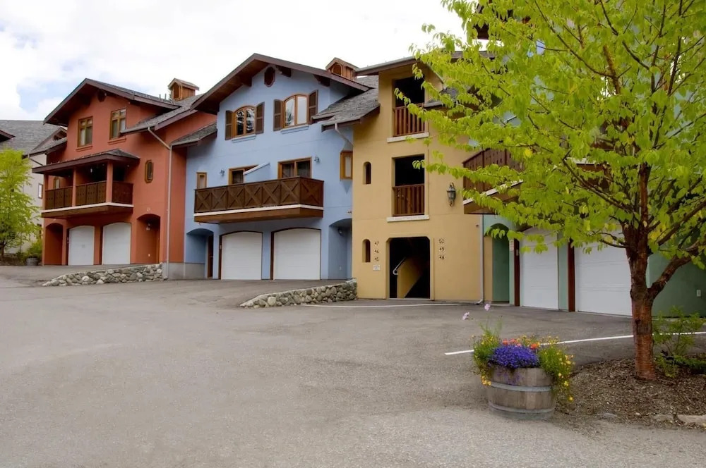 Snow Creek Village #37