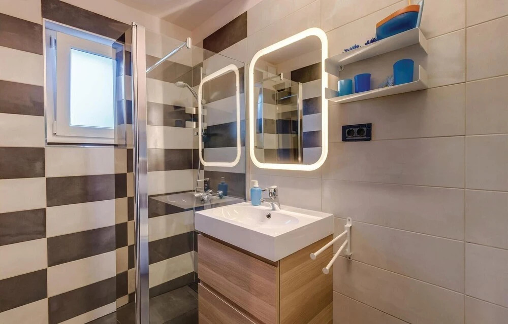 Nice Home In Mali Losinj With Sauna
