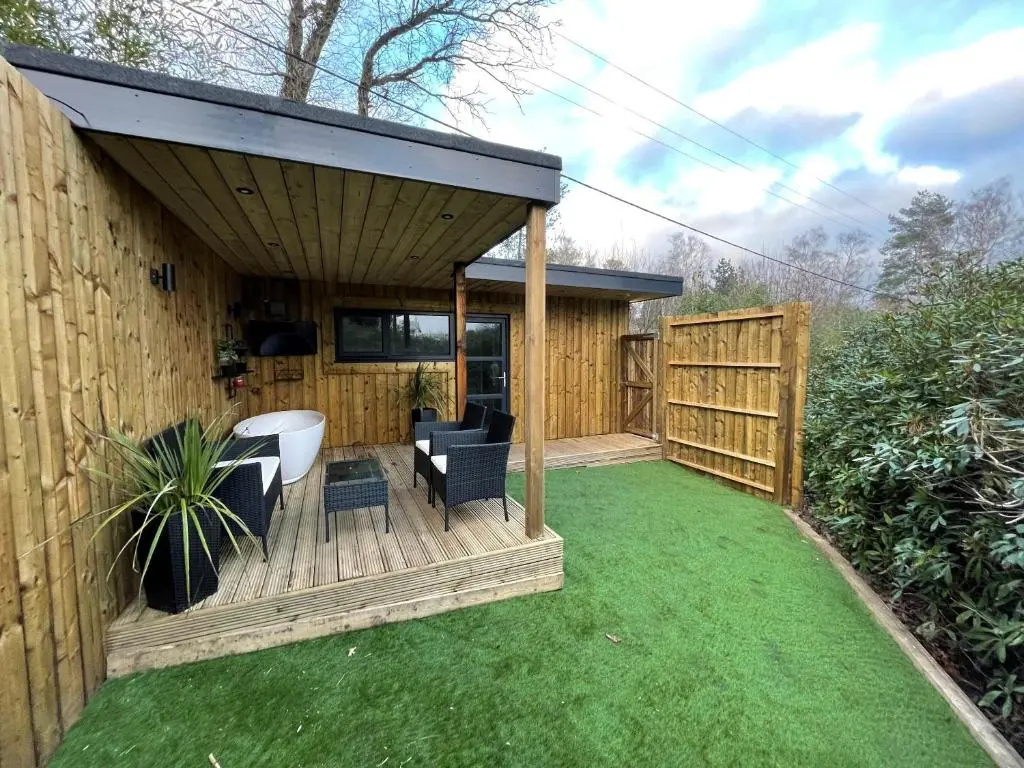 Little Paddock Lodges