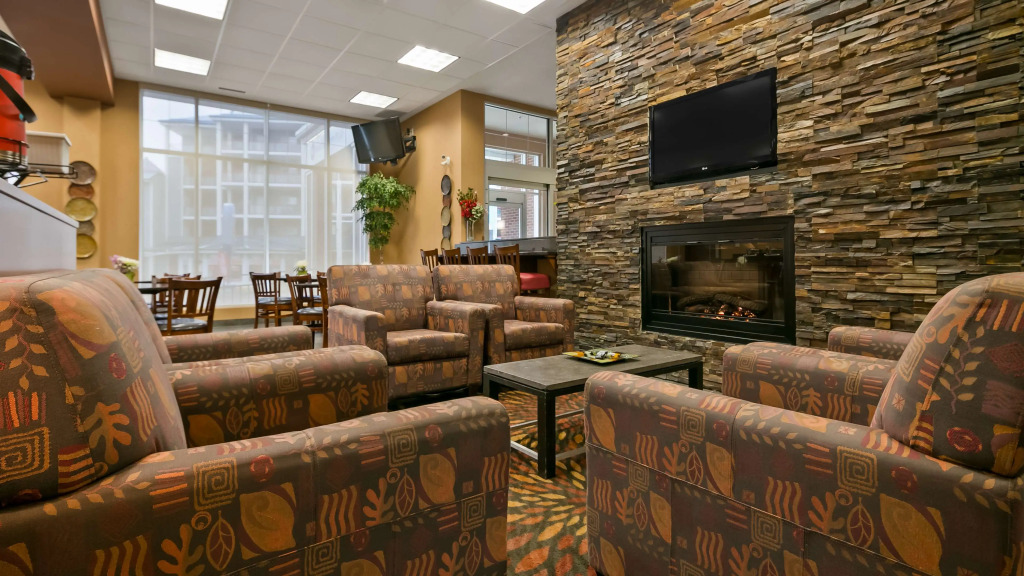 Best Western Plus Chateau Inn Sylvan Lake