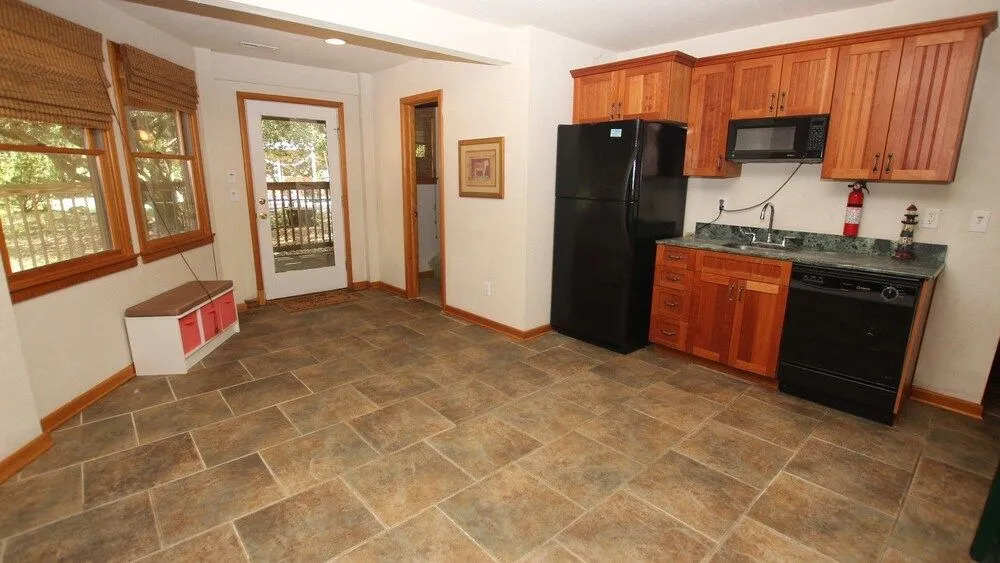 Paws at the Beach 540 - 7 Br Home