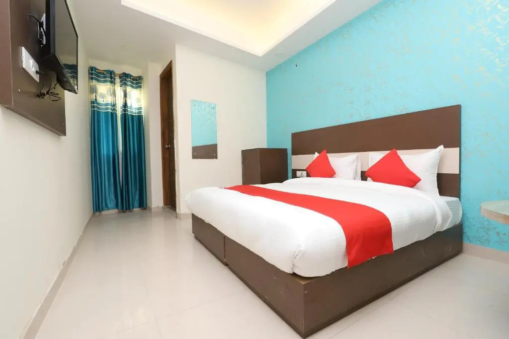 Hotel Airway Palace