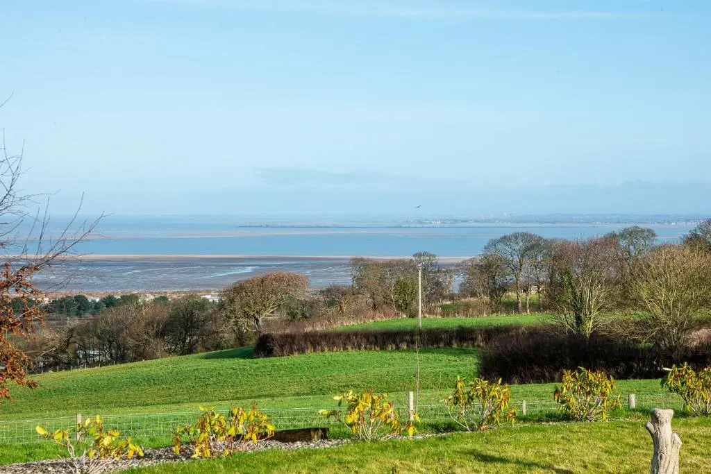 Finest Retreats - Sea Views Cottage